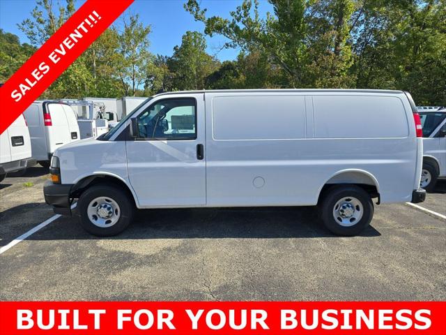 2025 Chevrolet Express Cargo Van RWD 2500 Regular Wheelbase WT