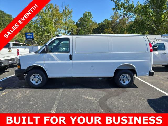2025 Chevrolet Express Cargo Van RWD 2500 Regular Wheelbase WT