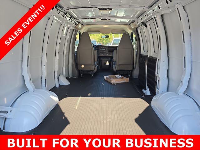 2025 Chevrolet Express Cargo Van RWD 2500 Regular Wheelbase WT