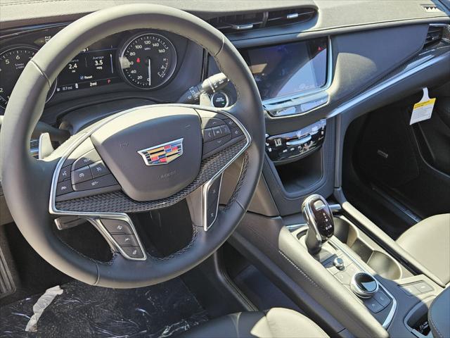 2025 Cadillac XT5 AWD Sport