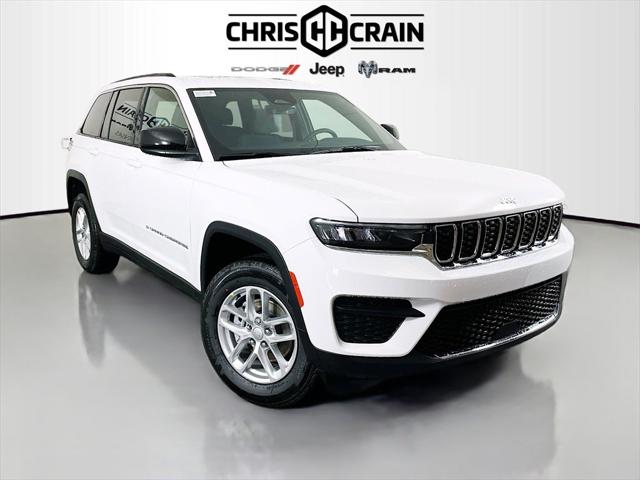 2025 Jeep Grand Cherokee GRAND CHEROKEE LAREDO X 4X4