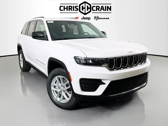 2025 Jeep Grand Cherokee GRAND CHEROKEE LAREDO X 4X4