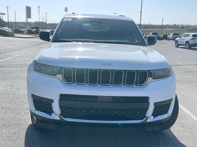2025 Jeep Grand Cherokee GRAND CHEROKEE L LAREDO X 4X4