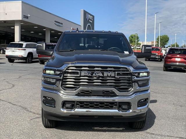2025 RAM Ram 2500 RAM 2500 TRADESMAN CREW CAB 4X4 64 BOX