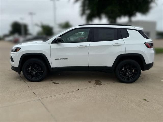 2025 Jeep Compass COMPASS LATITUDE 4X4