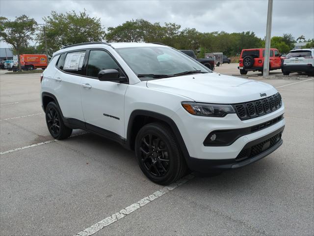 2025 Jeep Compass COMPASS LATITUDE 4X4