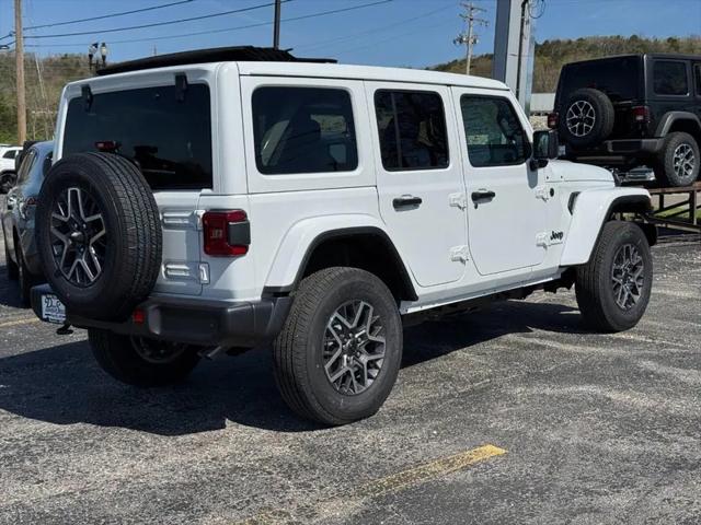 2025 Jeep Wrangler WRANGLER 4-DOOR SAHARA