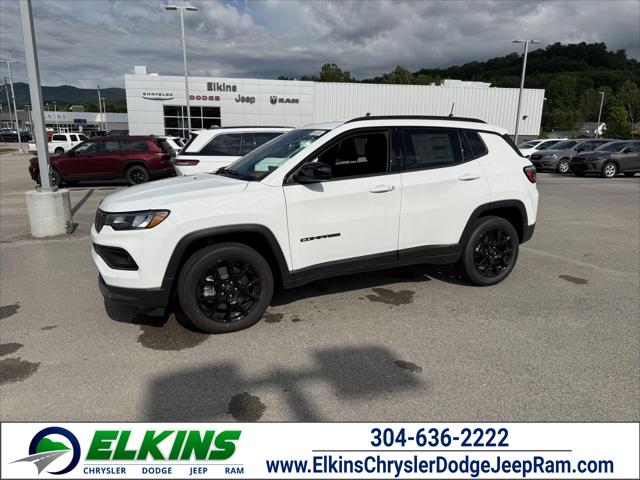 2025 Jeep Compass COMPASS LATITUDE 4X4