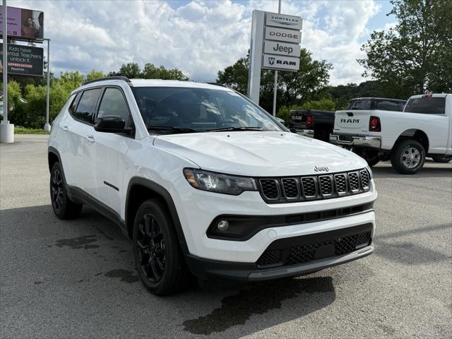 2025 Jeep Compass COMPASS LATITUDE 4X4