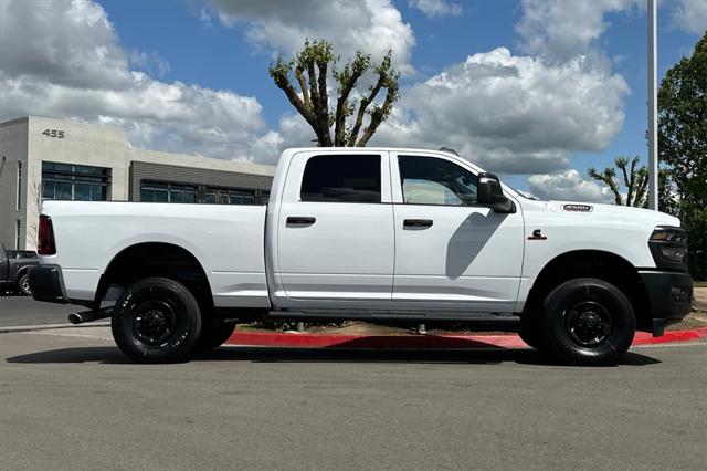 2025 RAM Ram 2500 RAM 2500 TRADESMAN CREW CAB 4X4 64 BOX