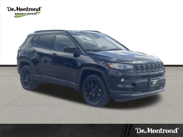 2025 Jeep Compass COMPASS LATITUDE 4X4