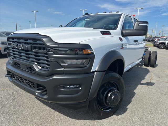 2025 RAM Ram 5500 Chassis Cab RAM 5500 TRADESMAN CHASSIS CREW CAB 4X4 84 CA