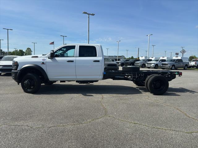 2025 RAM Ram 5500 Chassis Cab RAM 5500 TRADESMAN CHASSIS CREW CAB 4X4 84 CA