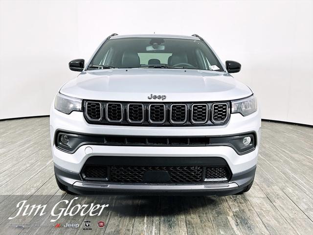 2025 Jeep Compass COMPASS LATITUDE 4X4