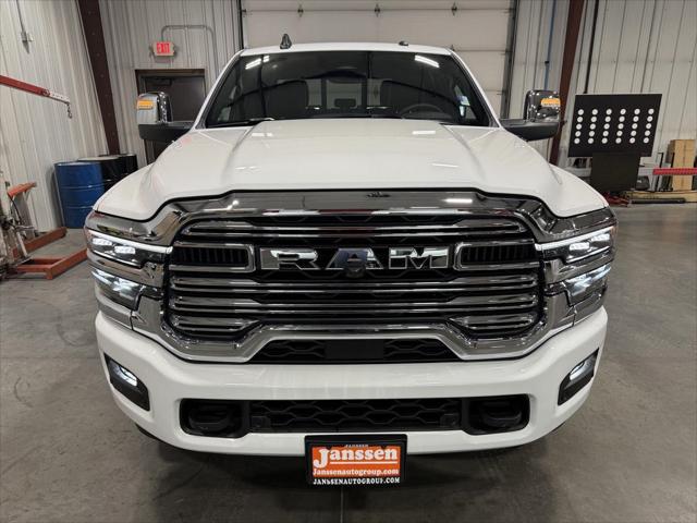 2025 RAM Ram 2500 RAM 2500 LARAMIE CREW CAB 4X4 64 BOX 2025 RAM Ram 2500 RAM 2500 LARAMIE CREW CAB 4X4 64 BOX