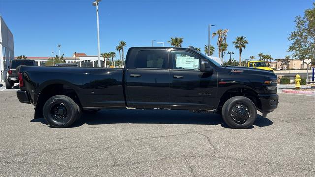 2025 RAM Ram 3500 RAM 3500 BIG HORN CREW CAB 4X4 8 BOX