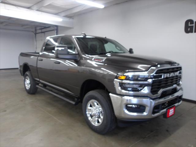 2025 RAM Ram 2500 RAM 2500 TRADESMAN CREW CAB 4X4 64 BOX
