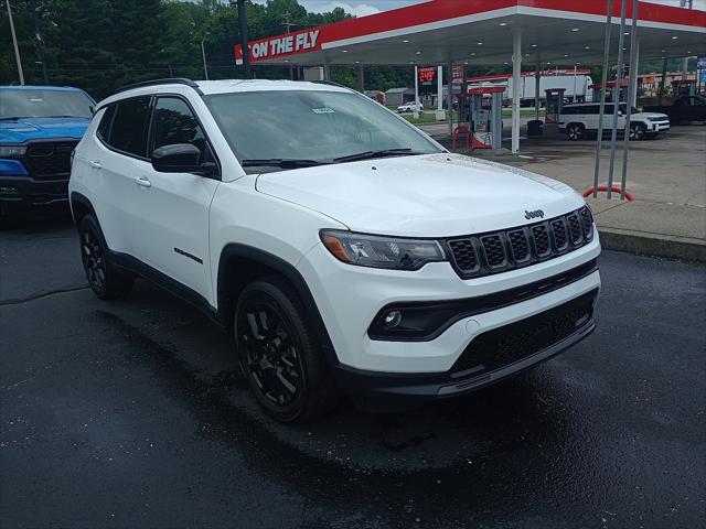 2025 Jeep Compass COMPASS LATITUDE 4X4
