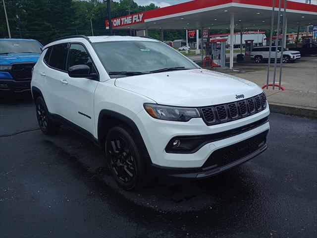 2025 Jeep Compass COMPASS LATITUDE 4X4