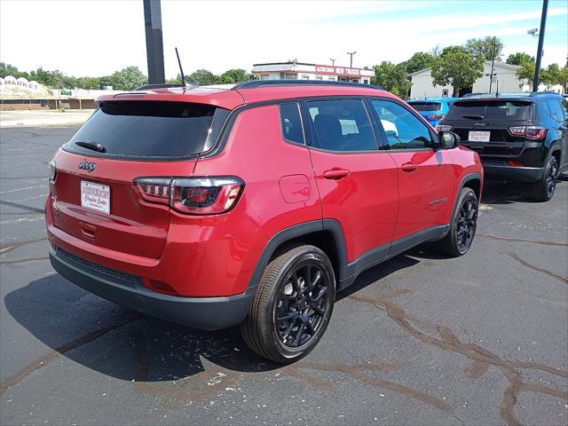 2025 Jeep Compass COMPASS LATITUDE 4X4