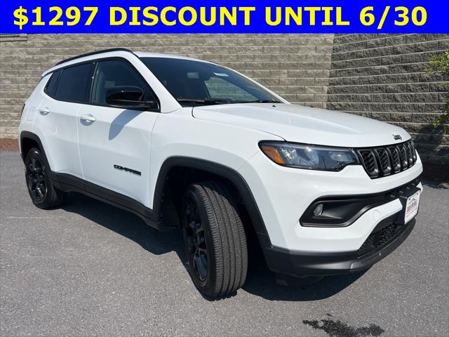 2025 Jeep Compass COMPASS LATITUDE 4X4