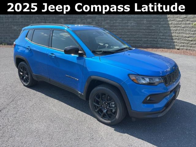 2025 Jeep Compass COMPASS LATITUDE 4X4