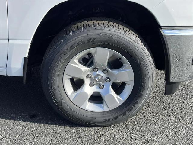 2025 RAM Ram 1500 RAM 1500 TRADESMAN QUAD CAB 4X4 64 BOX
