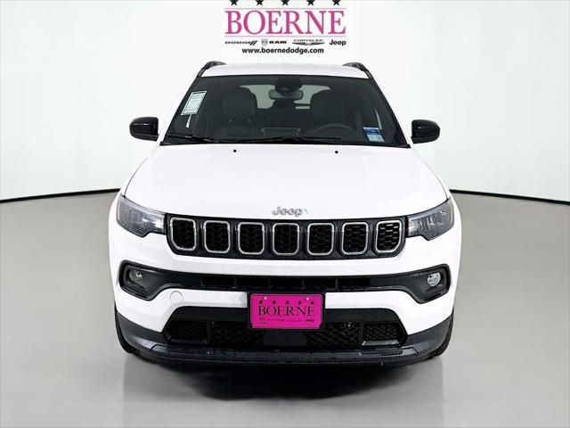 2025 Jeep Compass COMPASS LATITUDE 4X4
