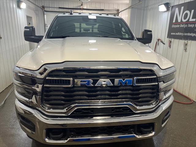 2025 RAM Ram 2500 RAM 2500 TRADESMAN CREW CAB 4X4 64 BOX