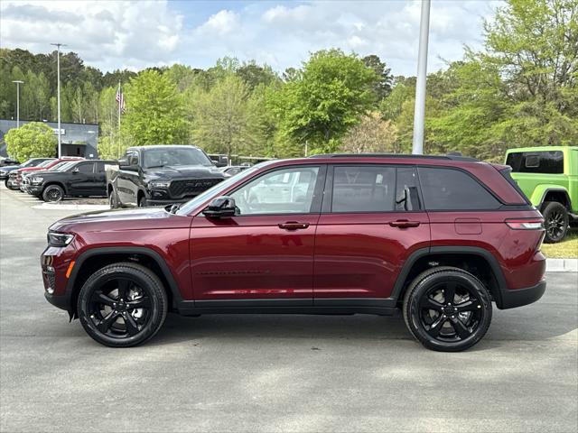 2025 Jeep Grand Cherokee GRAND CHEROKEE LIMITED 4X4