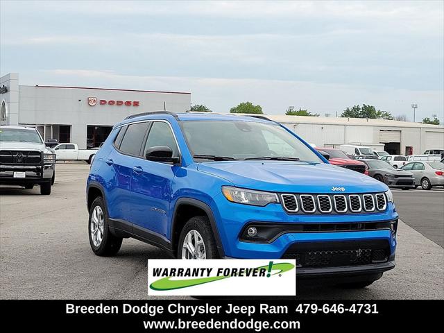 2025 Jeep Compass COMPASS LATITUDE 4X4