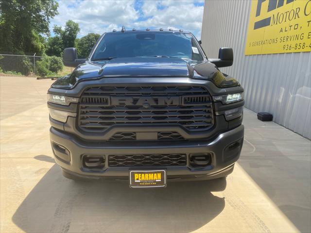 2025 RAM Ram 3500 Chassis Cab RAM 3500 TRADESMAN CREW CAB CHASSIS 4X4 60 CA