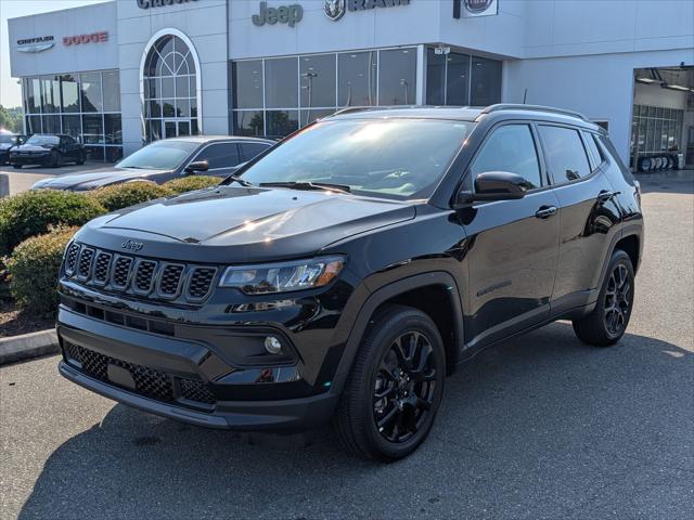 2025 Jeep Compass COMPASS LATITUDE 4X4