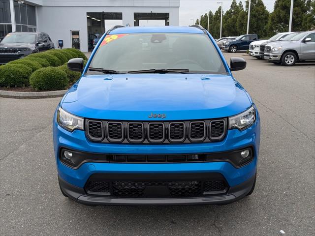 2025 Jeep Compass COMPASS LATITUDE 4X4