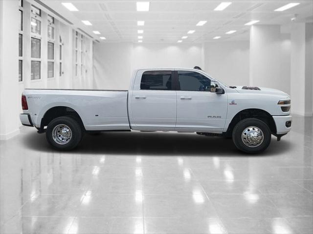 2025 RAM Ram 3500 RAM 3500 LARAMIE CREW CAB 4X4 8 BOX