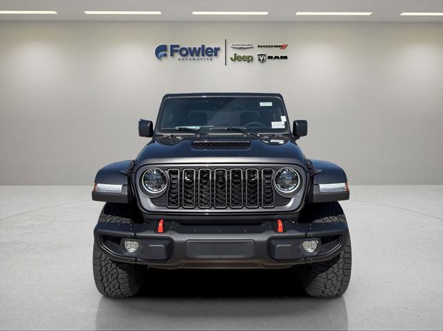 2025 Jeep Gladiator GLADIATOR MOJAVE X 4X4
