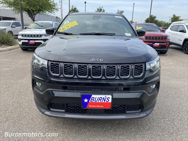 2025 Jeep Compass COMPASS LATITUDE 4X4