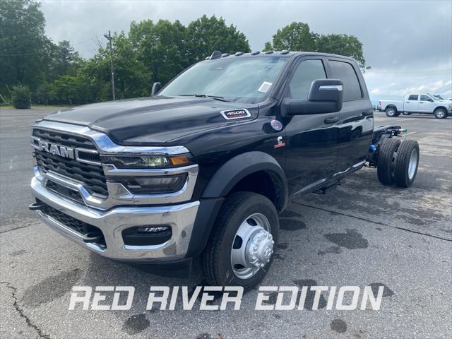 2025 RAM Ram 4500 Chassis Cab RAM 4500 TRADESMAN CHASSIS CREW CAB 4X4 60 CA