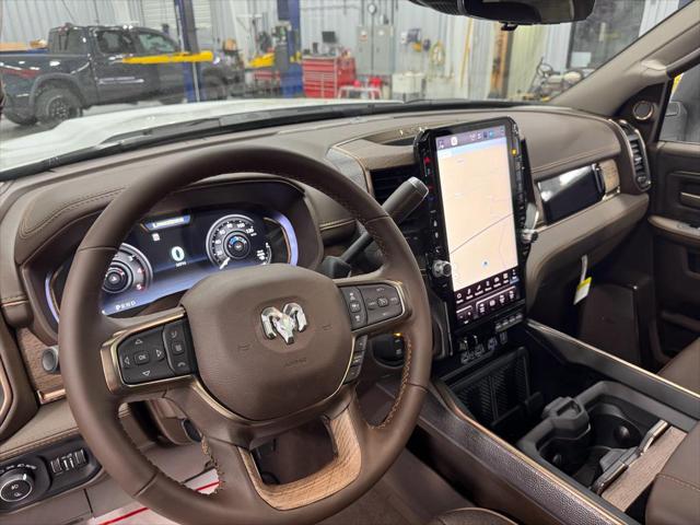 2025 RAM Ram 3500 RAM 3500 LIMITED LONGHORN CREW CAB 4X4 64 BOX