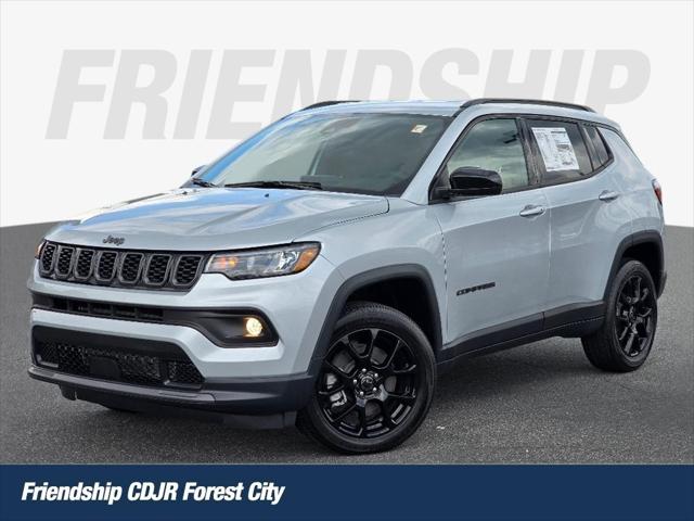 2025 Jeep Compass COMPASS LATITUDE 4X4