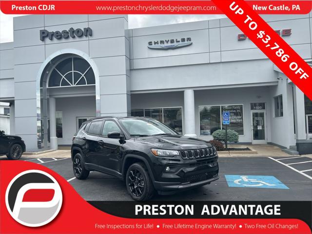 2025 Jeep Compass COMPASS LATITUDE 4X4