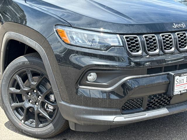 2025 Jeep Compass COMPASS LATITUDE 4X4