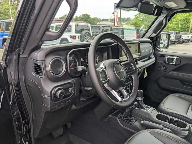 2025 Jeep Wrangler WRANGLER 4-DOOR SAHARA