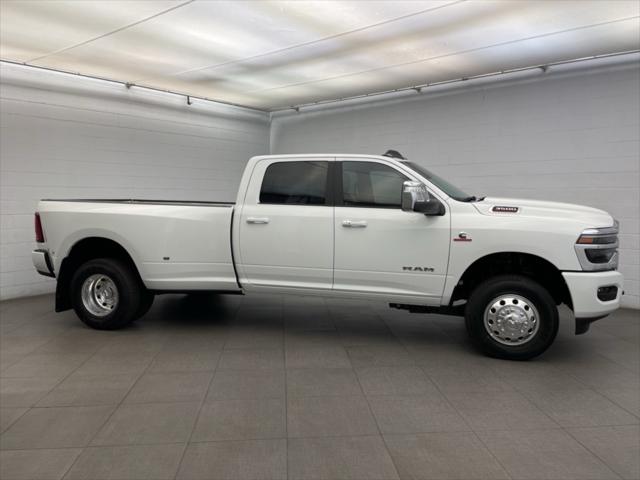 2025 RAM Ram 3500 RAM 3500 LARAMIE CREW CAB 4X4 8 BOX