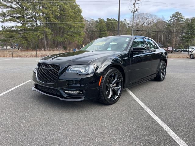 2023 Chrysler 300 Touring L