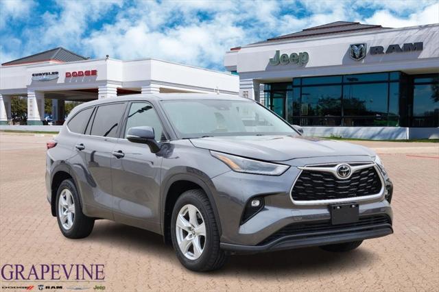 2021 Toyota Highlander LE