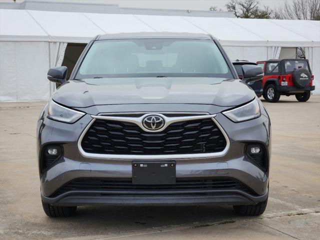 2021 Toyota Highlander LE