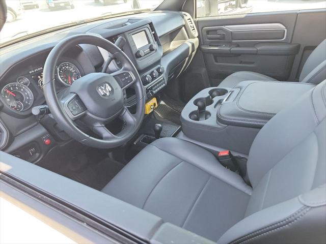 2024 RAM Ram 5500 Chassis Cab RAM 5500 TRADESMAN CHASSIS REGULAR CAB 4X4 60 CA 2024 RAM Ram 5500 Chassis Cab RAM 5500 TRADESMAN CHASSIS REGULAR CAB 4X4 60 CA