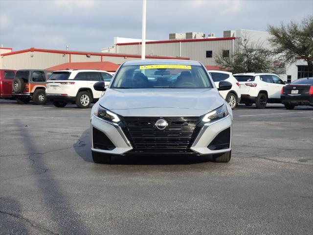 2024 Nissan Altima SV FWD