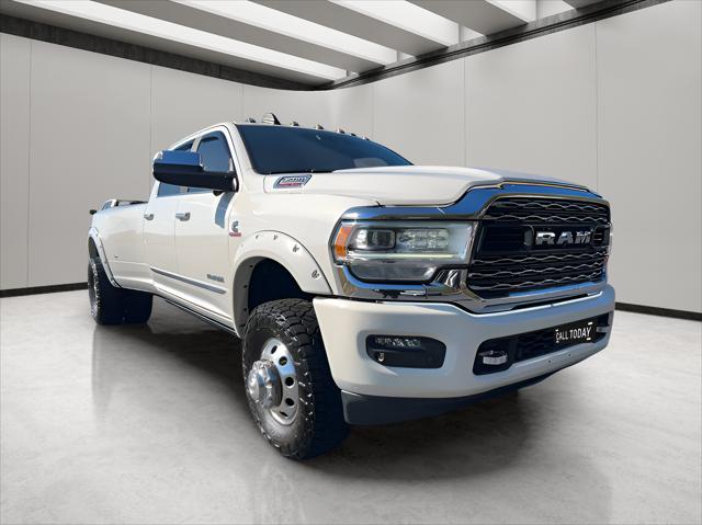 2022 RAM 3500 Limited Crew Cab 4x4 8 Box